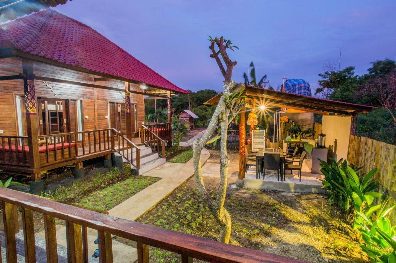 Uma Hostel Lembongan Zewnętrze zdjęcie